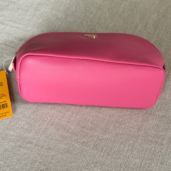 Tory Burch Robinson Makeup Bag - Picture 4 of 9